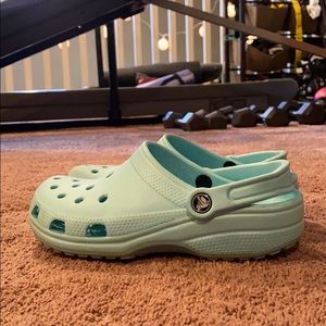 blue crocs